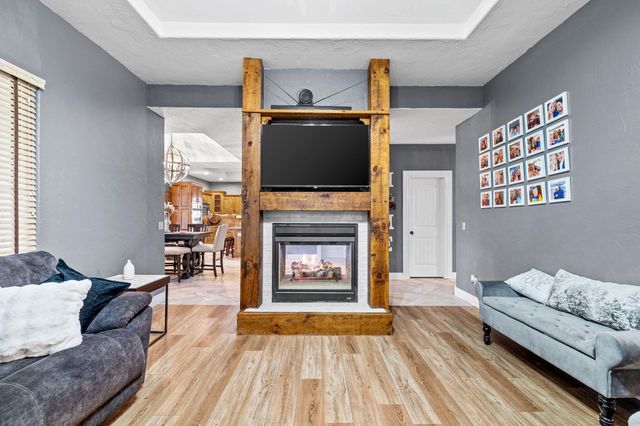 703 W Laverne Drive, Nixa, MO 65714