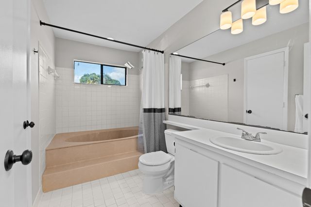 4155 PALM BAY Circle D, West Palm Beach, FL 33406