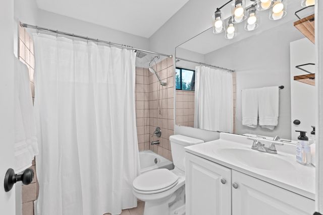 4155 PALM BAY Circle D, West Palm Beach, FL 33406