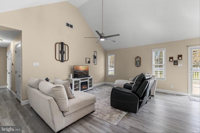 1279 LIVIA LN, Vineland, NJ 08360