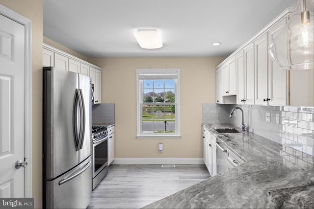 1279 LIVIA LN, Vineland, NJ 08360