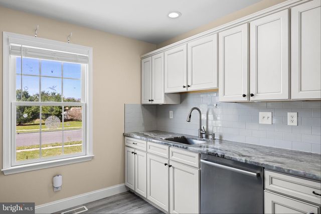 1279 LIVIA LN, Vineland, NJ 08360