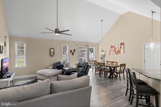 1279 LIVIA LN, Vineland, NJ 08360
