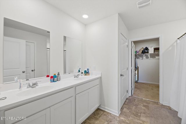 709 W Tellico Ave, Athens, TN 37303