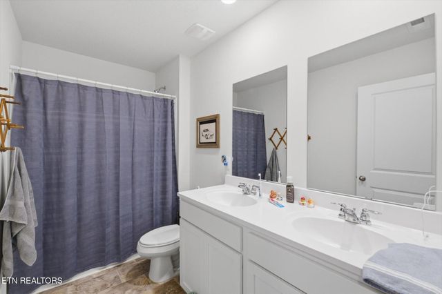 709 W Tellico Ave, Athens, TN 37303