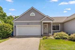 644 Wren Court, Middleville Vlg, MI 49333
