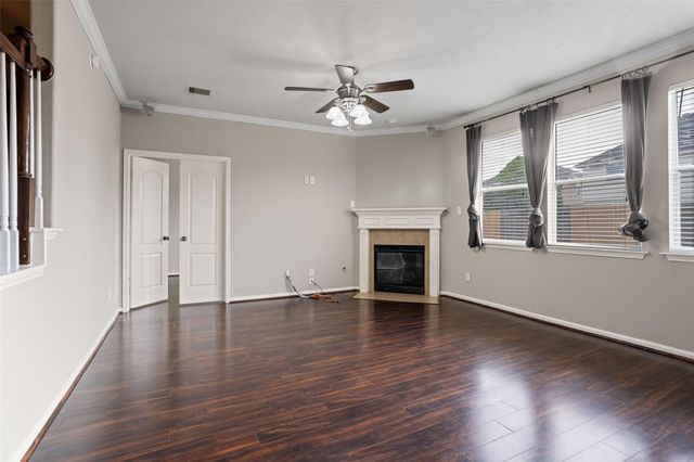 30322 Deleon Fields Drive, Spring, TX 77386