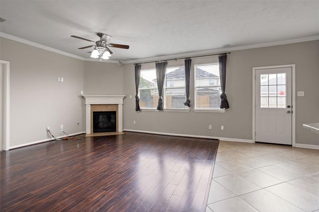 30322 Deleon Fields Drive, Spring, TX 77386