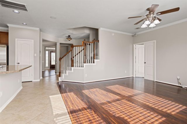 30322 Deleon Fields Drive, Spring, TX 77386