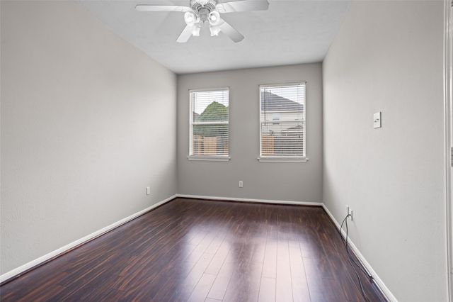 30322 Deleon Fields Drive, Spring, TX 77386
