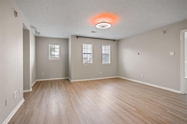 30322 Deleon Fields Drive, Spring, TX 77386