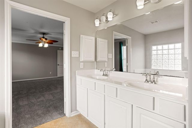 30322 Deleon Fields Drive, Spring, TX 77386