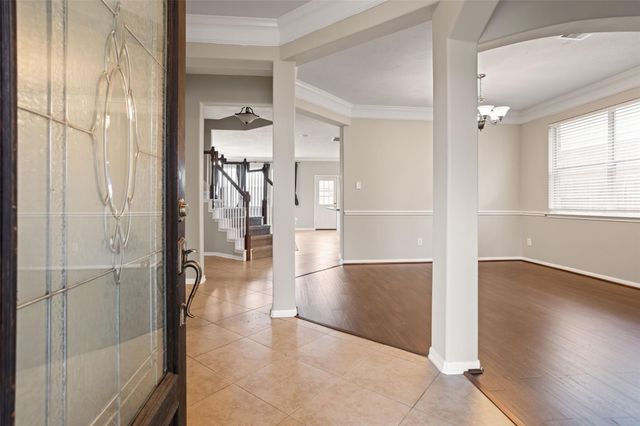 30322 Deleon Fields Drive, Spring, TX 77386