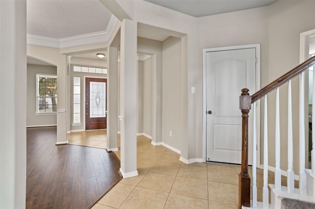 30322 Deleon Fields Drive, Spring, TX 77386