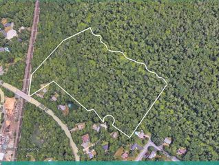 176 Elm St, Mansfield, MA 02048