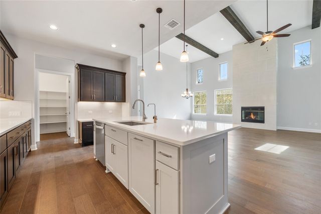 802 Serene Estates DR, Austin, TX 78738