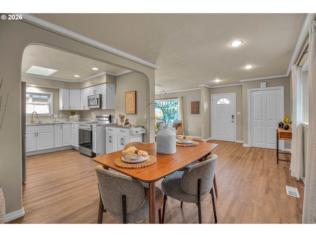 4839 Ne 41ST Ave, Portland, OR 97211