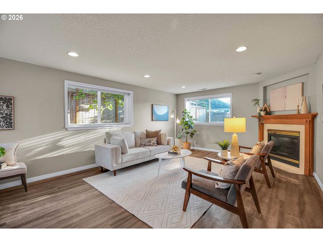 4839 Ne 41ST Ave, Portland, OR 97211
