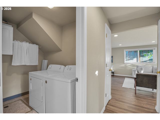 4839 Ne 41ST Ave, Portland, OR 97211