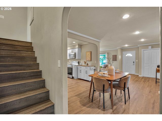 4839 Ne 41ST Ave, Portland, OR 97211