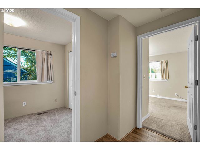 4839 Ne 41ST Ave, Portland, OR 97211