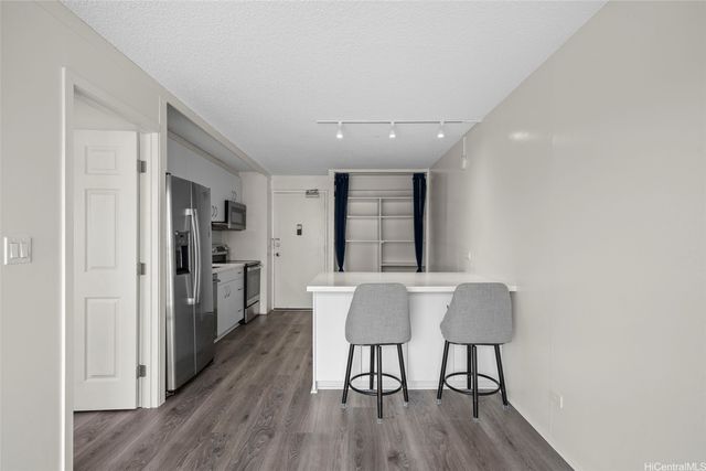 1655 Makaloa Street 1502, Honolulu, HI 96814