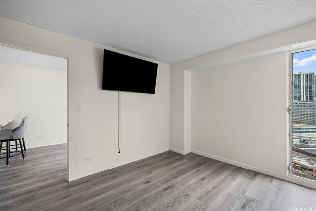 1655 Makaloa Street 1502, Honolulu, HI 96814