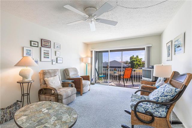 4549 SE 5th PL # 213, Cape Coral, FL 33904