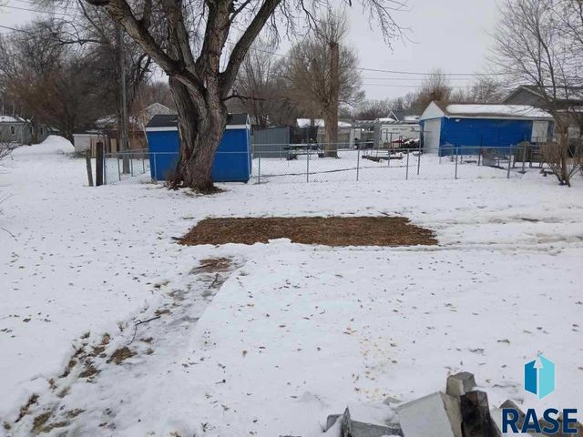 3135 N Lewis Ave Avenue, Sioux Falls, SD 57104