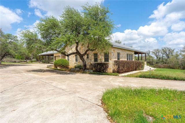377 Buffalo Springs Road, New Braunfels, TX 78132