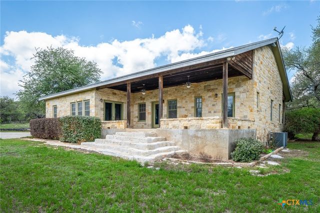 377 Buffalo Springs Road, New Braunfels, TX 78132