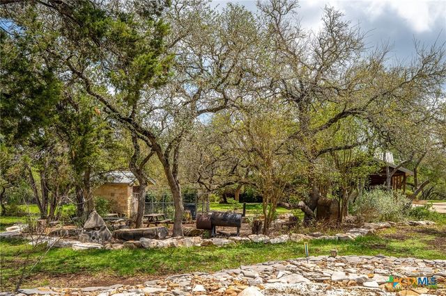 377 Buffalo Springs Road, New Braunfels, TX 78132