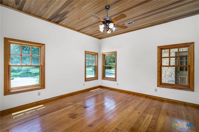377 Buffalo Springs Road, New Braunfels, TX 78132