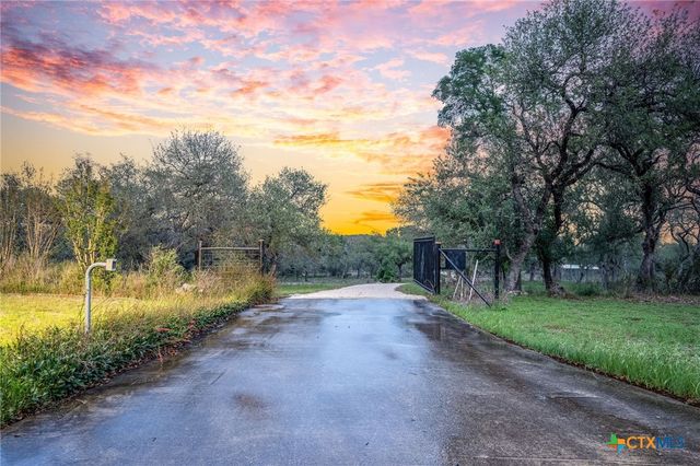 377 Buffalo Springs Road, New Braunfels, TX 78132