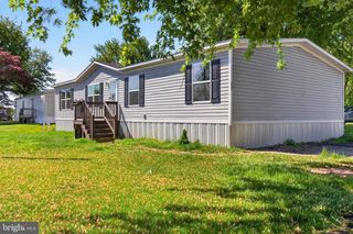4550 BULL RD #27, Dover, PA 17315