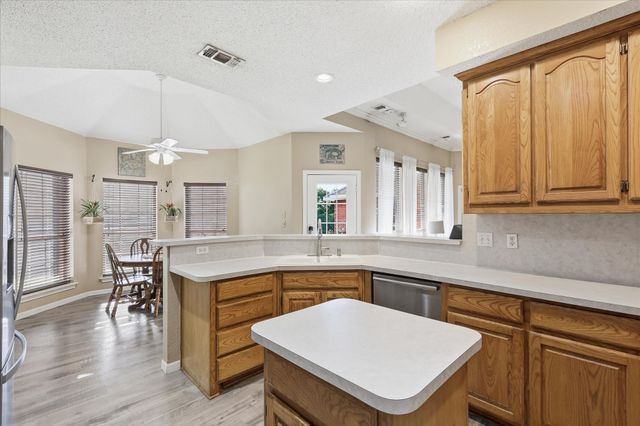 510 Saralvo Road, Midlothian, TX 76065