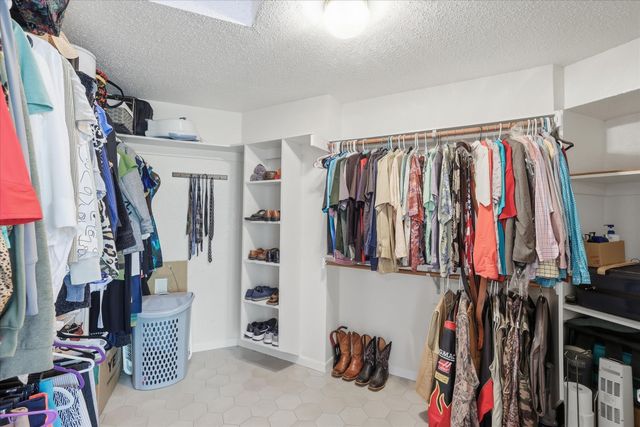 510 Saralvo Road, Midlothian, TX 76065