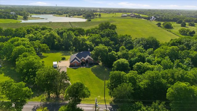 510 Saralvo Road, Midlothian, TX 76065