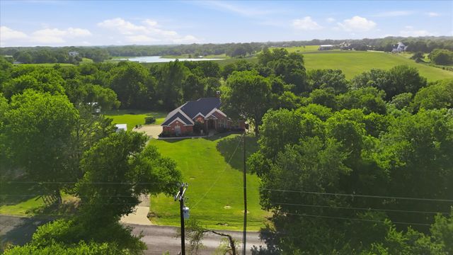510 Saralvo Road, Midlothian, TX 76065