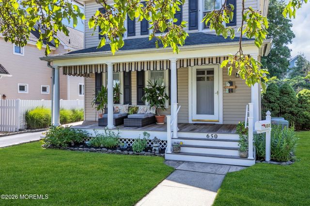 650 River Road, Fair Haven, NJ 07704
