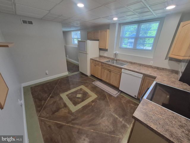 1211 NOTTINGHAM RD, Newark, DE 19711