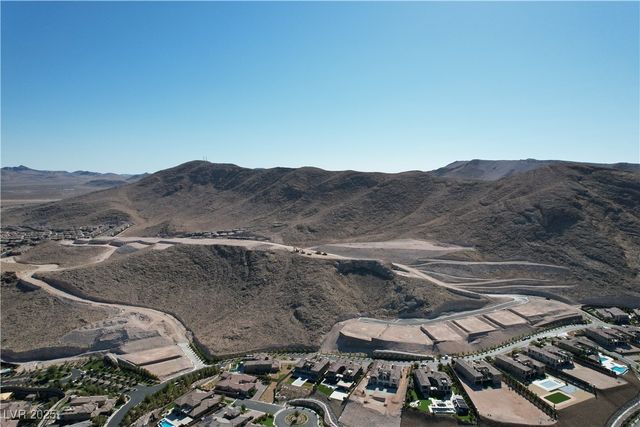 34 Mountain View Drive, Las Vegas, NV 89141