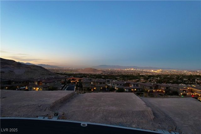 34 Mountain View Drive, Las Vegas, NV 89141