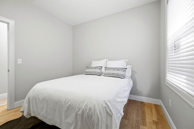 259 Gold St 1, Boston, MA 02127