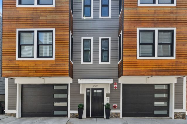 259 Gold St 1, Boston, MA 02127