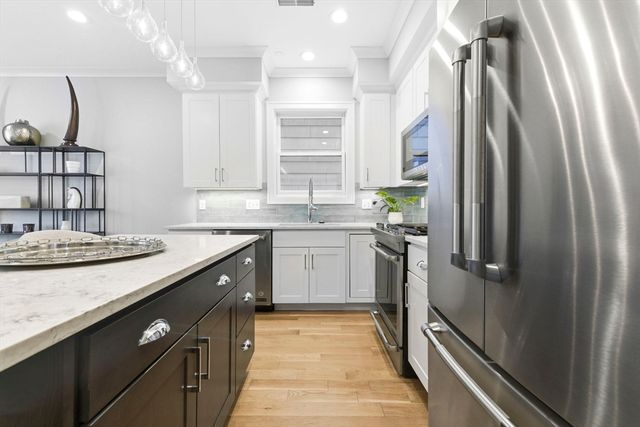 259 Gold St 1, Boston, MA 02127