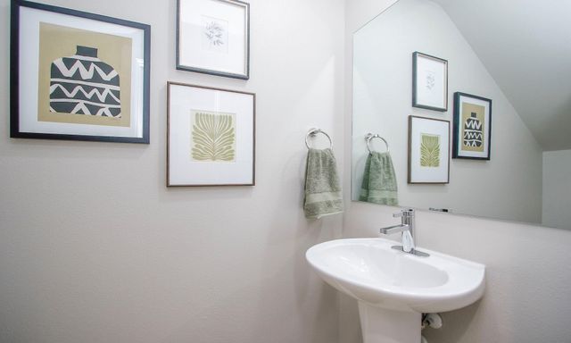 2717 Discovery Trails Ct, Conroe, TX 77301