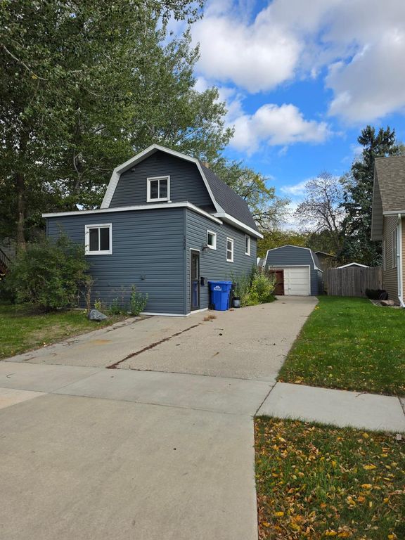 1306 18th Street S, Fargo, ND 58103 — exterior