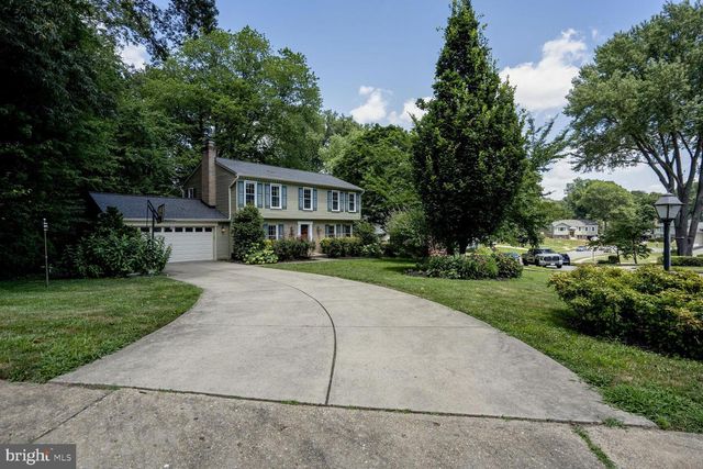 8614 BRAEBURN DR, Annandale, VA 22003