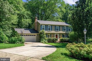 8614 BRAEBURN DR, Annandale, VA 22003